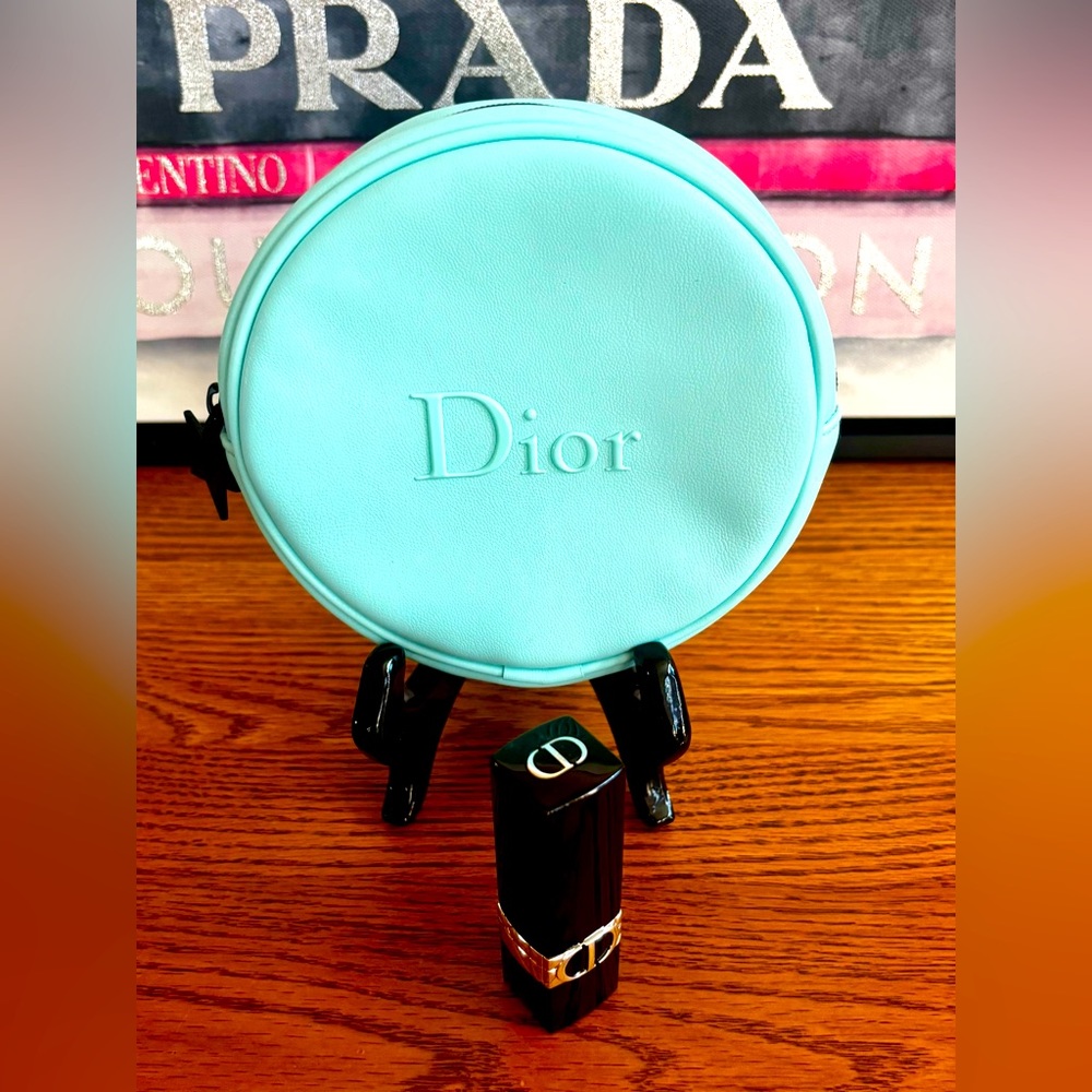 DIOR COSMETIC POUCH + DIOR MATTE LIPSTICK